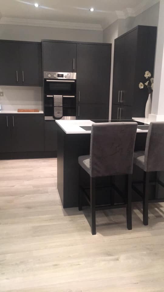 Custom kitchen cabinets and units - quality craftsmanship